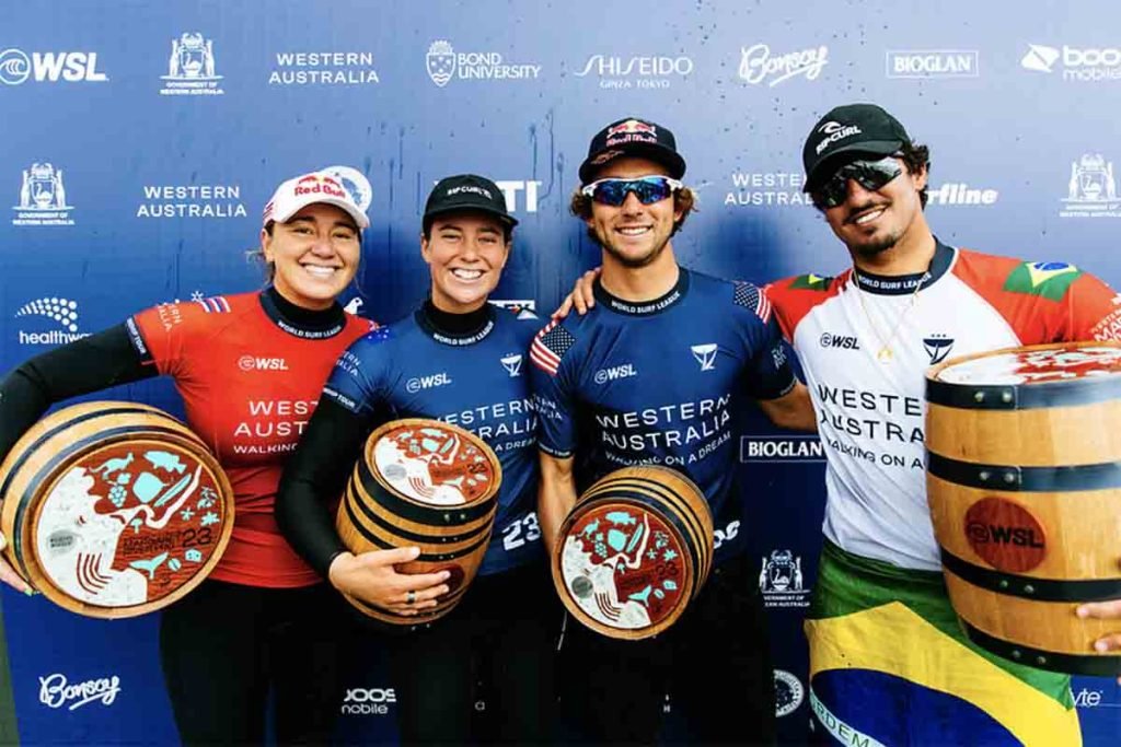 Gabriel Medina y Carissa Moore Ganan