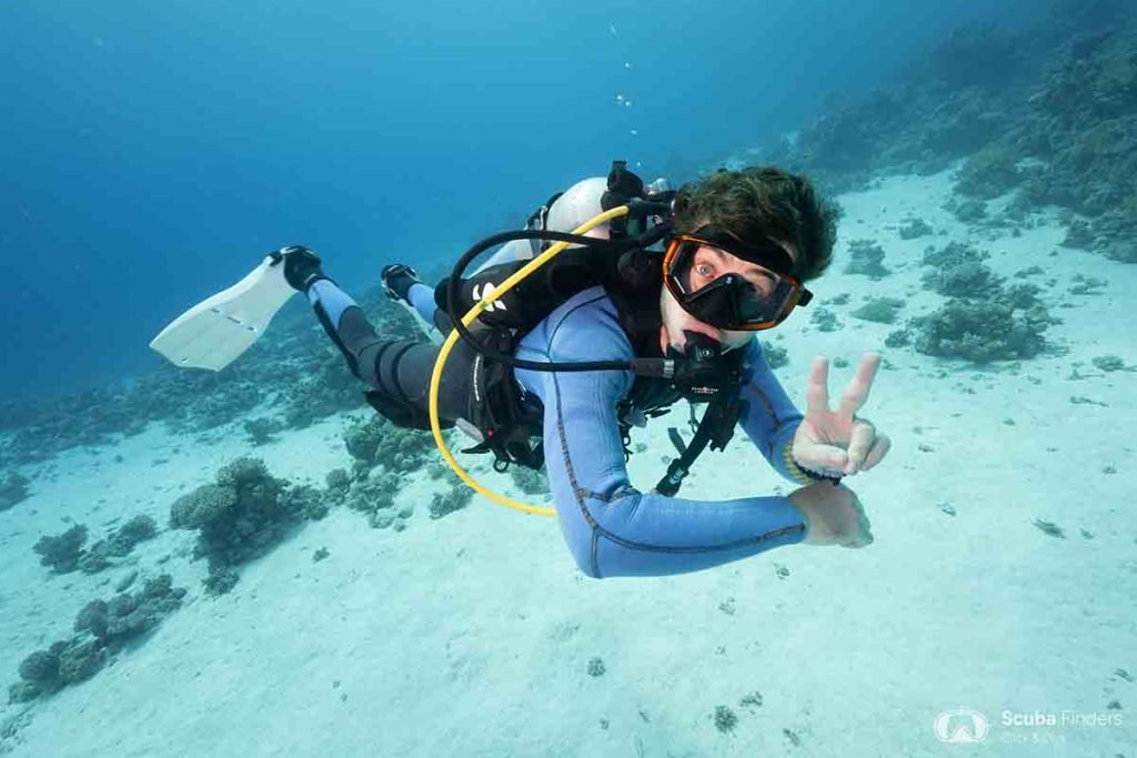 Scuba finders